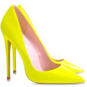 Elisabet Lang Neon Yellow Pointed-Toe Pumps. Size 9.